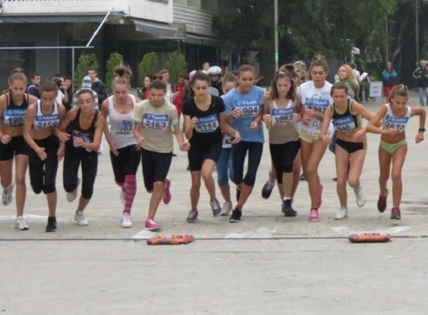 Над 100 участници се включват в лекоатлетическия пробег "Варна"
