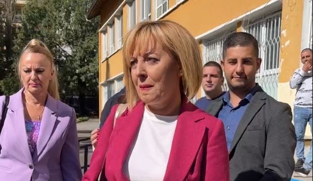 Мая Манолова: Изборите са референдум ЗА и ПРОТИВ войната - гласувах за мирна България