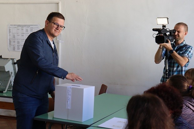 Кметът на Хасково Станислав Дечев: Гласувам за диалога в политиката и стабилен кабинет