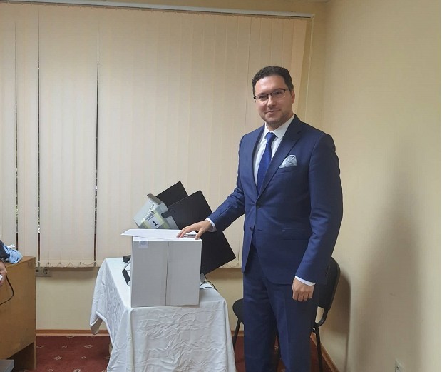 Даниел Митов: Гласувах за компетентно правителство и срещу експериментите с България