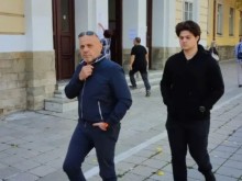 Томислав Дончев беше придружен до урната