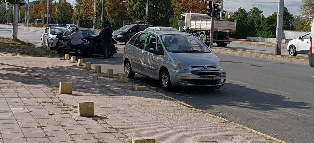 </TD
>Катастрофа е станала в Пловдив по-рано днес, научи Plovdiv24.bg. Инцидентът
