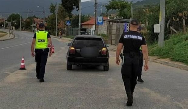 Незаконно оръжие и боеприпаси са иззети от частен адрес в пловдивско село