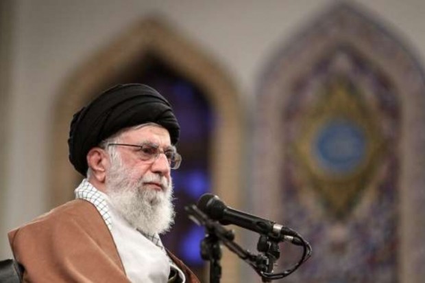 Върховният лидер на Иран аятолах Али Хаменей в първия си