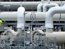 Цената на природния газ в Европа падна под 1650 долара за 1000 кубически метра за първи път от юли