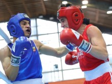 100 боксьори си оспорват титлите на държавното по бокс за младежи
