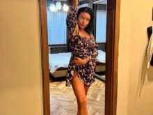 Вижте полицайката, проверявана за чадър над Любенов
