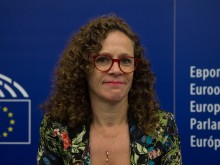 Евродепутат: Срам ме е от българските и румънски граждани, че не се третират еднакво