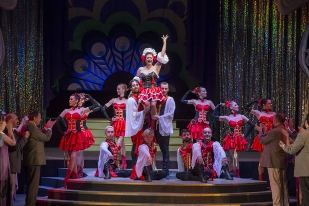 Музикалният театър играе "Царицата на чардаша" в памет на Арон Аронов