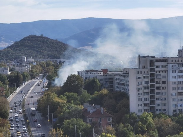TD Голям пожар бушува в Пловдив предава репортер на Plovdiv24 bg Пламнали