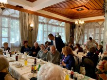 Пловдивски кмет с жест към пенсионерите