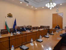 Подкрепяме РС Македония за изграждане на жп инфраструктурата по Коридор VIII
