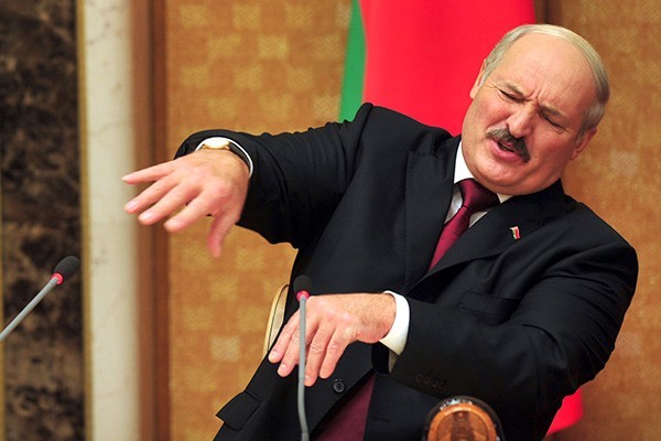 Президентът на Беларус Александър Лукашенко забрани повишаване на цените в