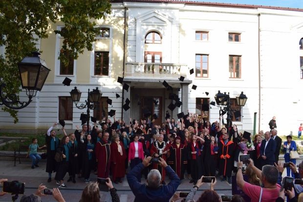 Връчиха дипломите на абсолвентите от випуск 2022 г. на Филиал Видин на РУ "Ангел Кънчев"