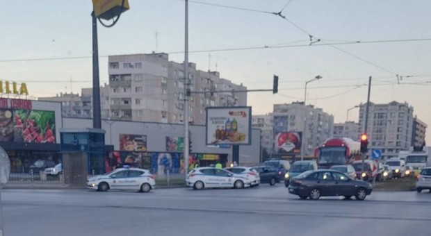 Гонка с мигранти започна от Пловдив, завърши в София, ударена е патрулка