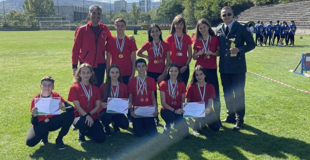 </TD
>10 млади огнеборци,възпитаници на СУ “Никола Вапцаров, достойно представиха Пловдив