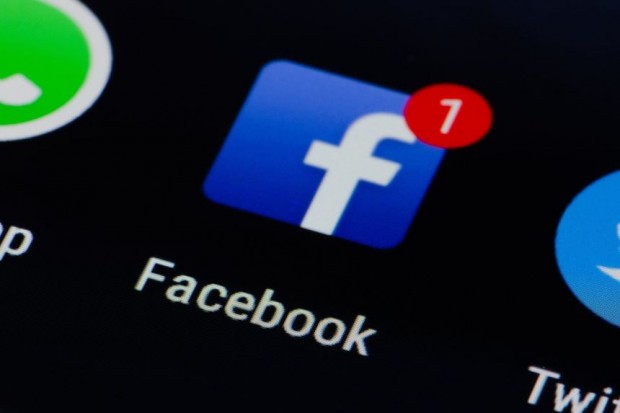 Meta, компанията - собственик на Facebook предупреди, че е възможно