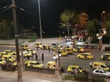 Таксиметровите шофьори искат паник бутони в автомобилите