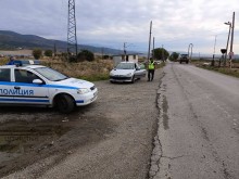 Петима водачи на МПС, употребили алкохол и наркотични вещества, двама от които с алкохол над 2 промила, са установени през почивните дни