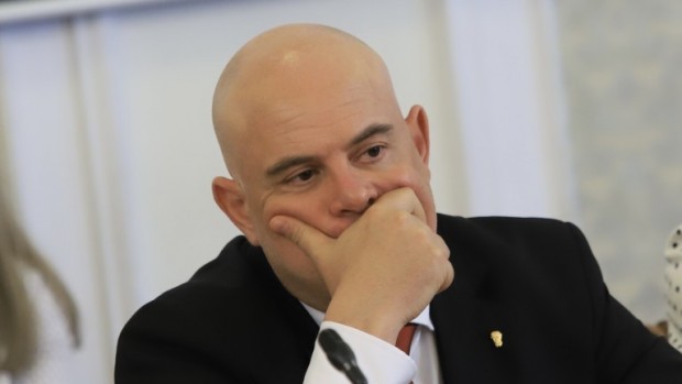 Главният прокурор Иван Гешев заяви че се надява българските служби