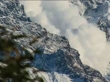Над 20 курсисти по алпинизъм загинаха при лавина в Хималаите
