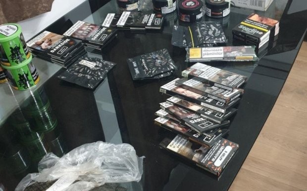 Над 100 кг тютюн за наргиле без български акцизен бандерол