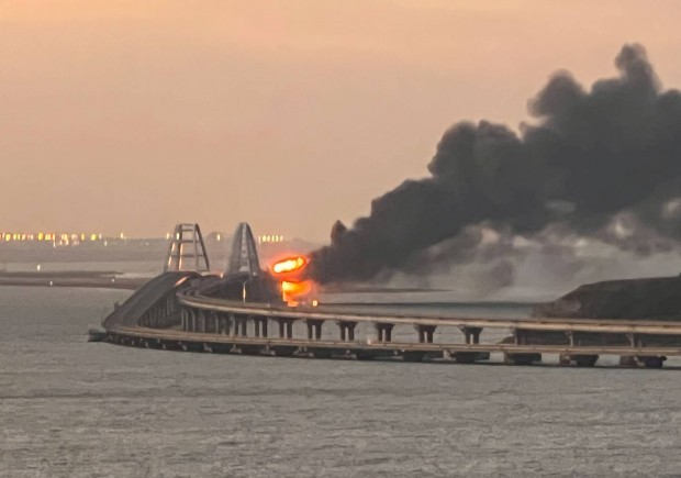 Безспорно е установено, че взривеният на Кримския мост камион никога не е бил на територията на Република България