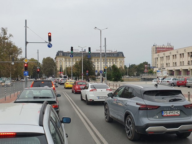 </TD
>Брутални задръствания по пловдивските улици и булеварди белязаха края на