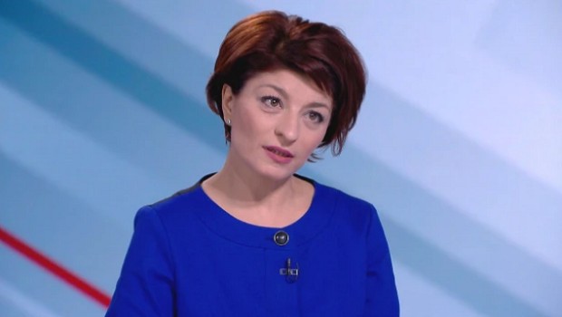 Десислава Атанасова: Посланик Митрофанова няма място на първата сесия на 48-то Народно събрание