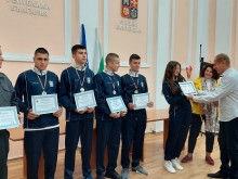 Наградиха победителите в Националното състезание за млади доброволци в Кюстендил