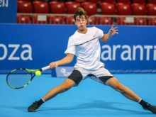 Адриан Андреев отпадна от тенис турнира в Сен Тропе