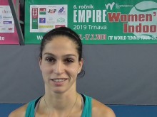 Изабела Шиникова продължава напред на силен турнир в Тунис