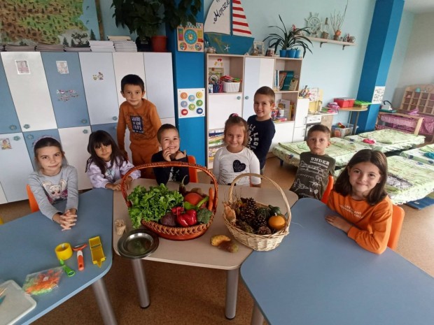 </TD
>И днес децата от бургаските детски градини продължават да приготвят