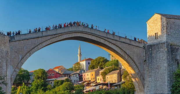 ЕС предлага статут на кандидат за членство на Босна