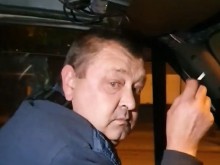 Шофьор свали дете от автобуса, не му харесало, че платило билета си с жълти стотинки