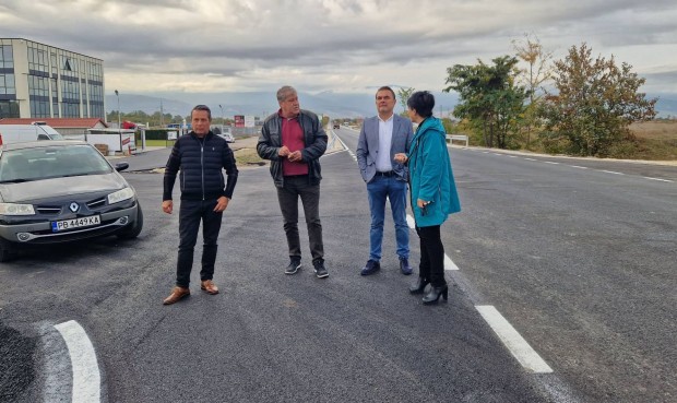 TD Движението по ремонтирания участък от Околовръстното шосе заключен между Пещерско