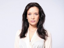 Яна Маринова имала връзка с мъжа на наша посланичка?