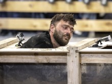 Легендарен участник във "Фермата"си тръгна контузен и сразен