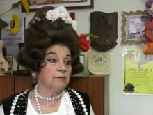 Певици твърдят, че кмет ги тормози и обижда