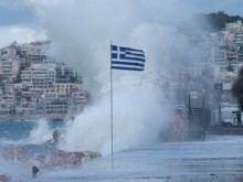 Силните ветрове възпрепятстват движението на фериботите до островите в Егейско море