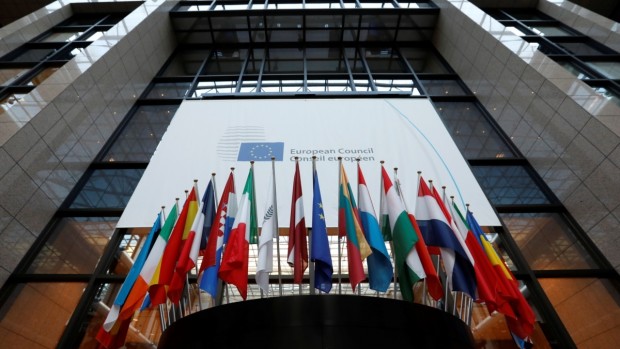 Външните министри на 27 страни от ЕС одобриха отпускането на