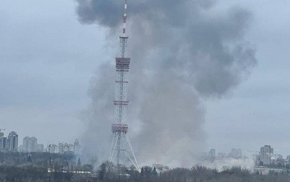 Украинските власти съобщават за руски удари по критичната инфраструктура в Киев