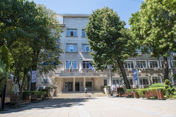 Медицински университет–Варна отново първи сред медицинските университети в България