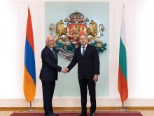 Президентите на Армения и България: Насърчаването на икономическото и инвестиционното сътрудничество следва да е приоритет в двустранните отношения
