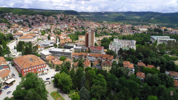 Протест срещу ниските доходи и високата инфлация организират във Велико Търново