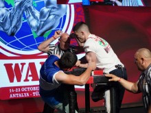 България с първа титла на Световното по канадска борба в Турция