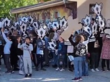 Локомотивци показаха на ученици, че правилната посока е напред и нагоре