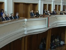 Радев: Още днес служебното правителство ще внесе приета програма за приоритетни инвестиционни разходи за МО и проект за вторите 8 самолета
