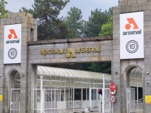 Огромен облак дим, излизащ от завод "Арсенал", стресна жителите на Казанлък