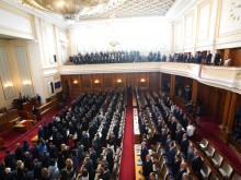 Не успяха да изберат председател на НС от първия път